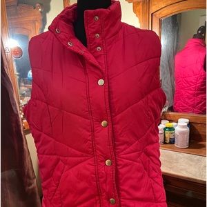 Reddish pick vest